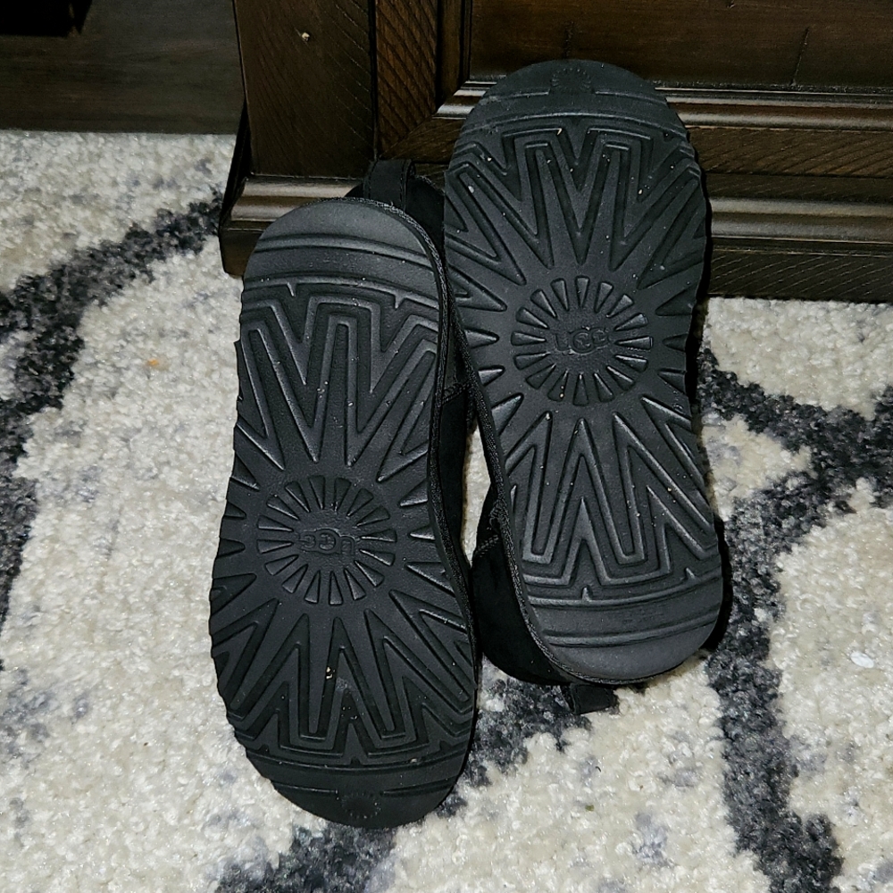 Ugg Classic Mini - Picture 3 of 3